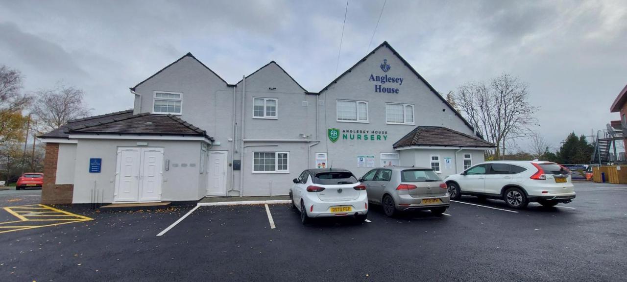 The Paget Suite Great Wyrley Eksteriør billede